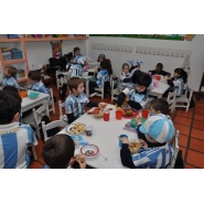 Los más pequeños celebraron el DIA DE LA BANDERA